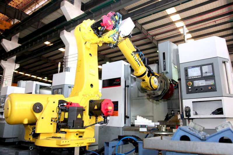 奮力拼搏 才能事有所成？